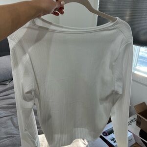 Chic White Long Sleeve Women's Top